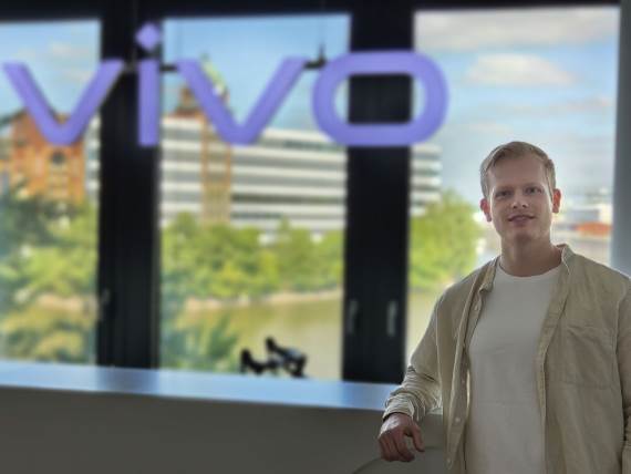 Daniel Gec menadžer za proizvode kompanije vivo Europe _ Foto vivo Europe.jpg