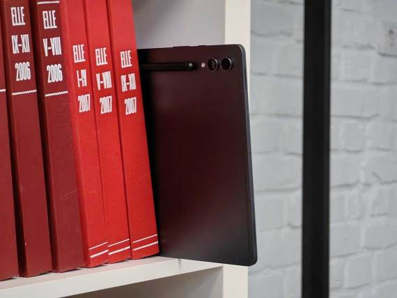 Samsung Galaxy Tab S9 8.jpg