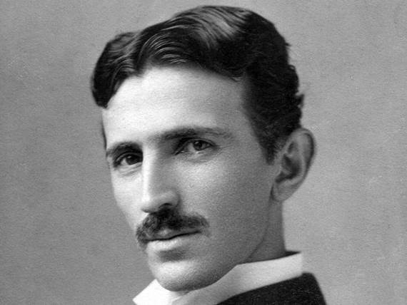 Nikola Tesla _ Foto Wikimedia Public domain