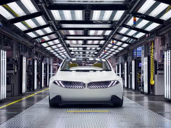 BMW Neue Klasse _ fabrika Minhen _ Foto BMW.jpg