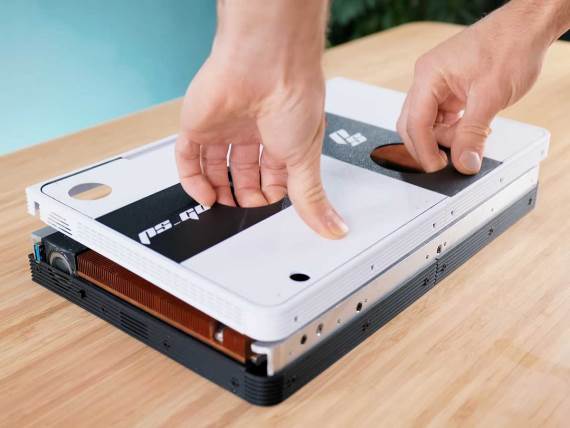 Playstation 5 Tablet Edition kućište