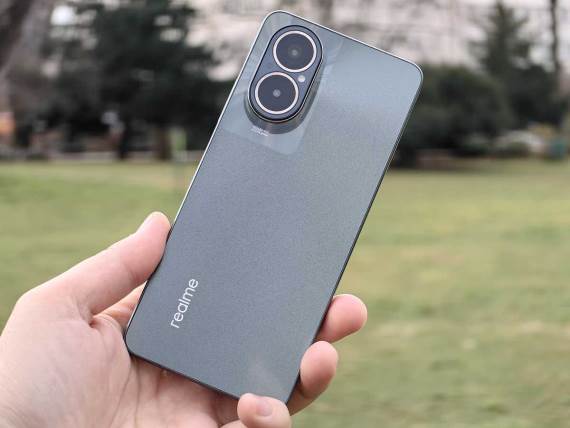 realme C67 pametni telefon
