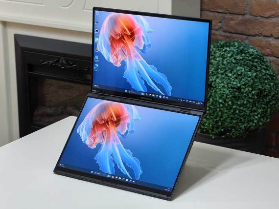 Zenbook Duo 2024 ekrani