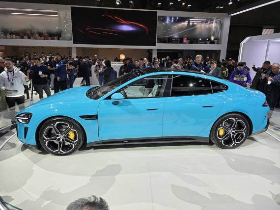 Evropska premijera Xiaomi SU7 električnog automobila