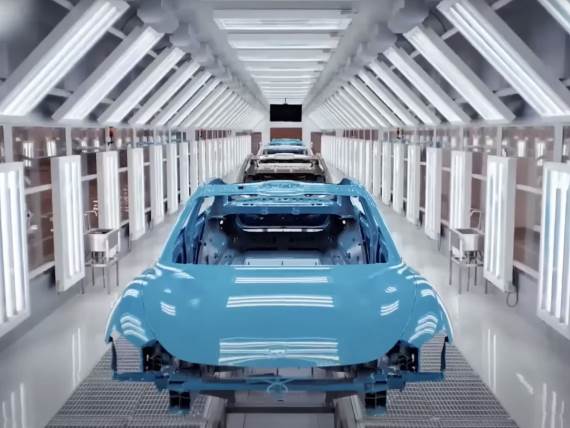 Xiaomi SU7 - proizvodnja _ Foto YouTube DiscoverChinaAuto.jpg