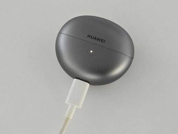 Huawei FreeClip baterija i punjenje