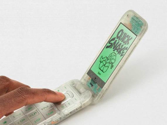 Boring Phone zmijica