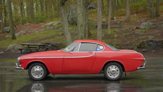 Volvo P1800S