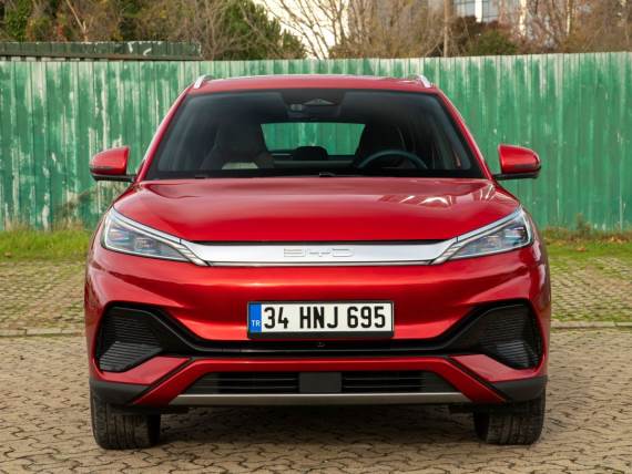 BYD Atto 3 _ električni autombil _ Foto Shutterstock emirhankaramuk.jpg