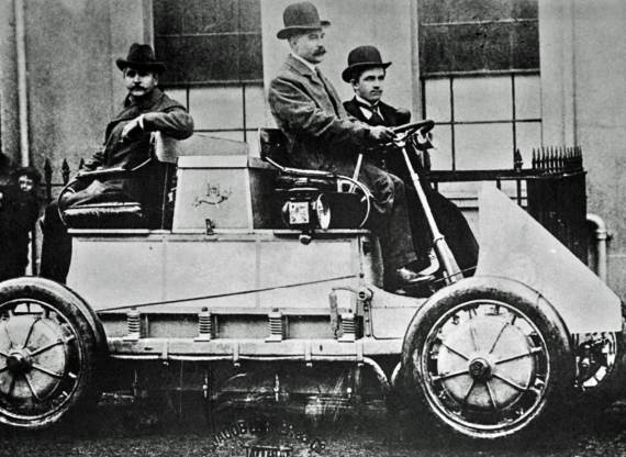 Lohner-Porsche _ prvi hibrid _ Foto Wikimedia Public domanin.jpg