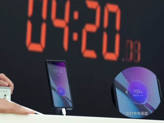 Ralme punjač od 320W _ Foto YouTube Sparrows News.jpg