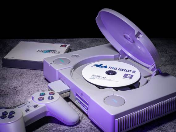 Sony PlayStation konzola _ Foto Shutterstock (3).jpg