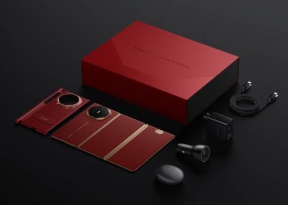 Huawei Mate XT Ultimate Design _ Foto Huawei (12).jpg