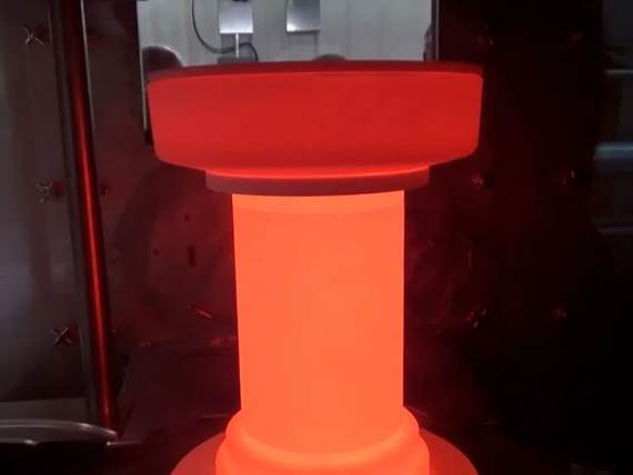 Topljenje uranijuma  _ Foto National Nuclear Security Administration.jpg