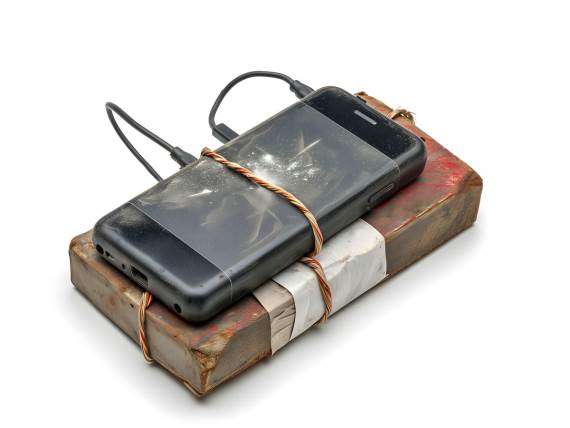 Eksploziv _ tempirana bomba _ telefon _ Foto Profimedia.jpg