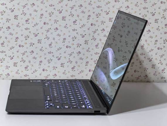 Zenbook S 14 UX5406 7.jpg