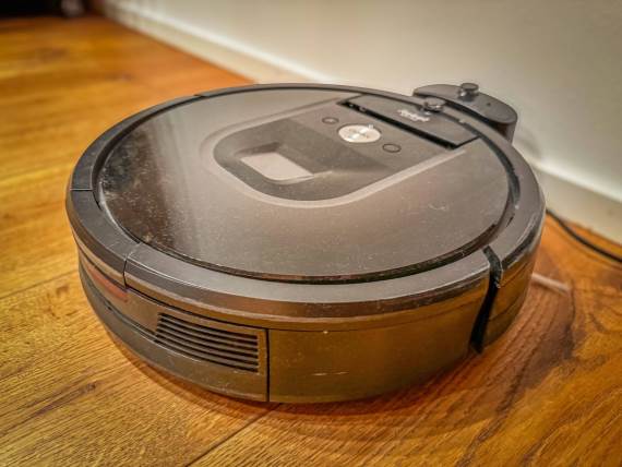 Robot usisivač _ Foto Profimedia.jpg