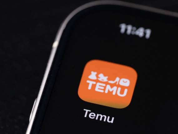 Temu aplikacija _ telefon _ Foto Shutterstock.jpg