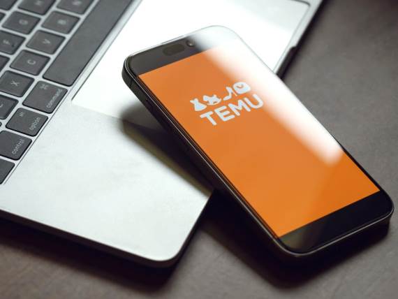 Temu aplikacija _ telefon _ laptop _ Foto Shutterstock.jpg