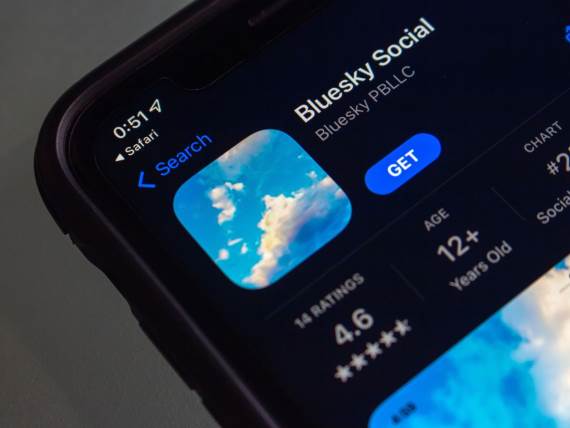 Bluesky _ aplikacija _ Foto Shutterstock.jpg