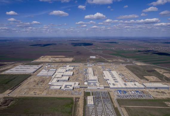 BMW fabrika Debrecin _ Foto BMW.jpg