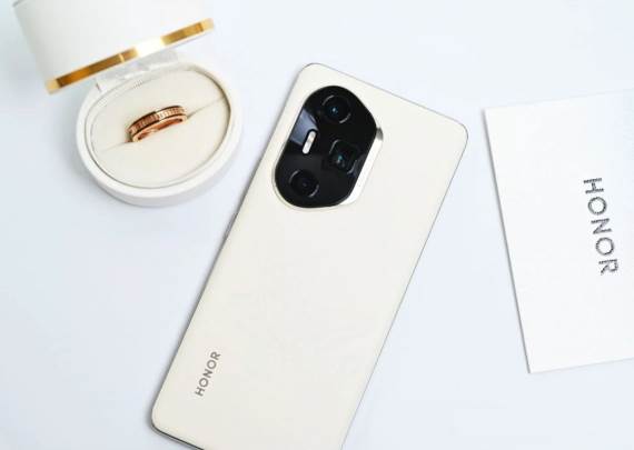 Honor 300 Serija _ Foto Honor (4).jpg
