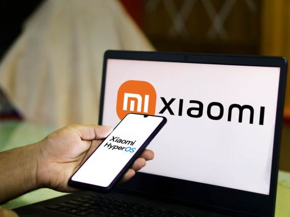 Xiaomi _ telefon _ laptop _ HyperOS _ Foto Shutterstock.jpg