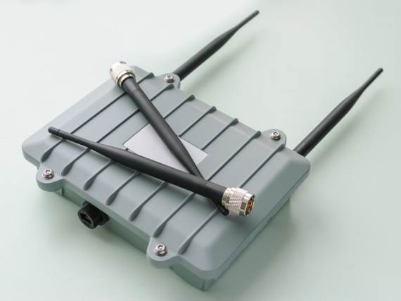 Wi-Fi _ pojačivač signala za spoljnu upotrebu _ Foto Shutterstock.jpg