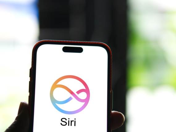 Apple Siri _ AI asistent _ iPhone _ Foto Shutterstock.jpg