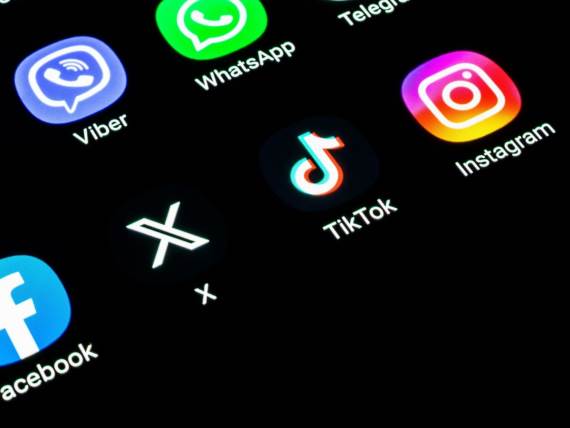 Aplikacije _ X _ TikTok _ Foto Shutterstock.jpg