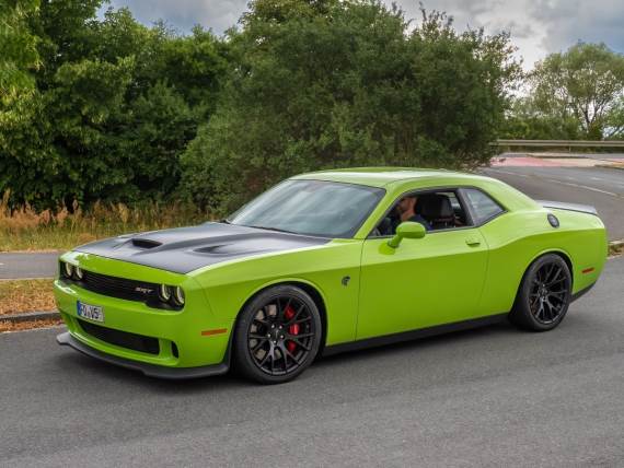 Dodge Challenger SRT8 _ Foto Wikimedia Ermell.jpg