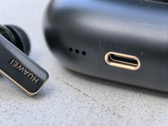 Huawei FreeBuds Pro 4 kutijica za punjenje