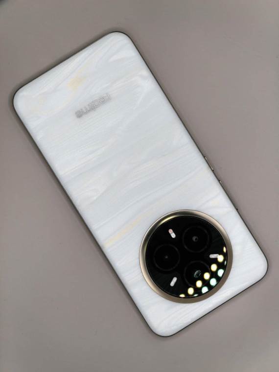 realme 14 Pro+ dizajn