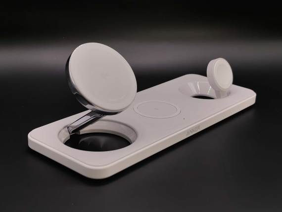 Anker MagGo Wireless Charging Station 3 in 1 recenzija