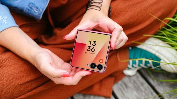 Samsung Galaxy Z Flip7