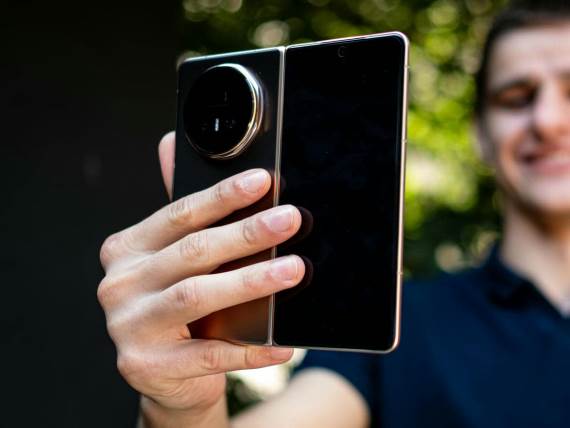 HONOR Magic V5 cena i dostupnost