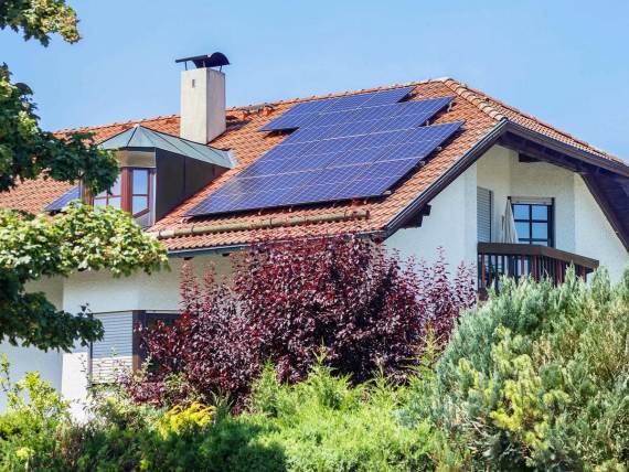 Solarni paneli na kući