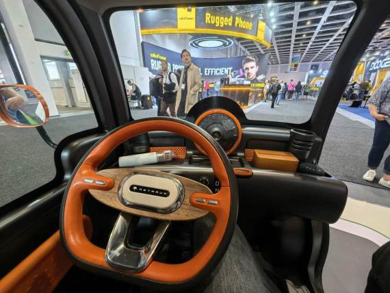 Astraux AL6 enterijer