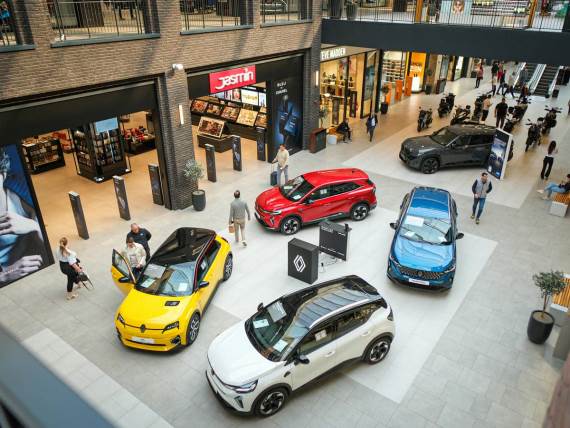 Renault automobili u Galeriji