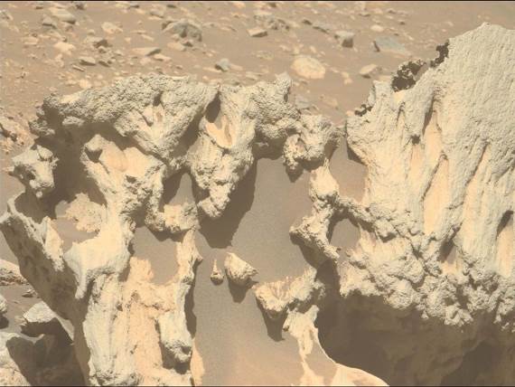 Meteorit na površini Marsa