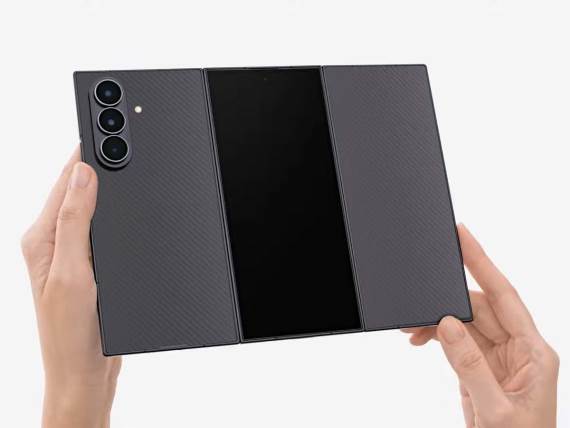 Galaxy Z TriFold uživo