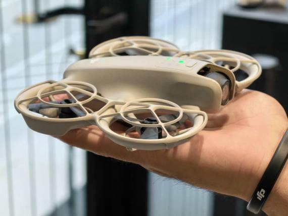 DJI NEO kineski dron