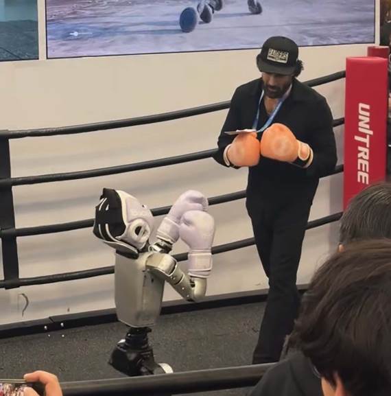 Borba robota i čoveka