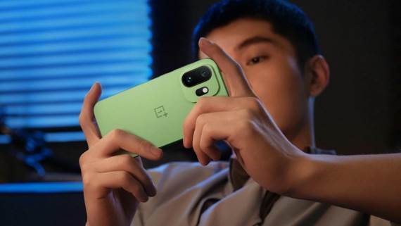 OnePlus 15T poleđina