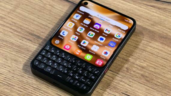 Unihertz Titan 2 Elite na MWC 2026 sajmu