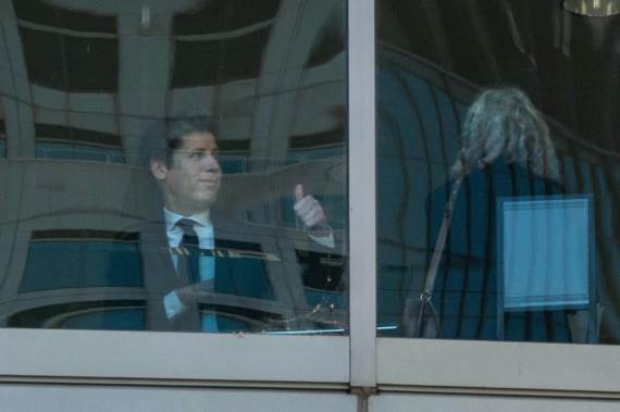 Sem Altman u zgradi suda