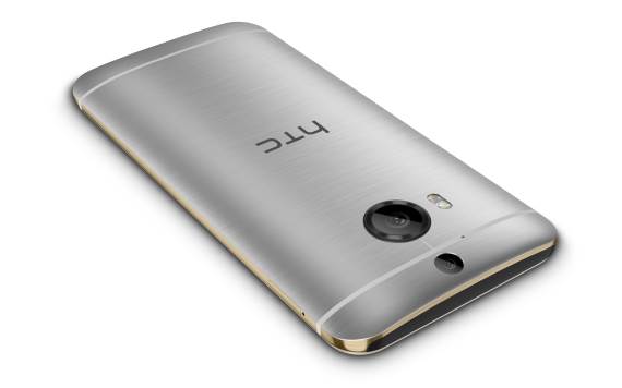 HTC One M9+