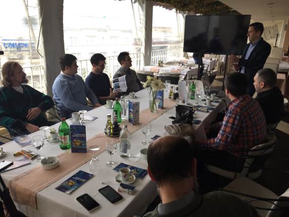 Intel RealSense kamera prepoznaje lice i osmeh, broji godine i omogucava Windows Hello uslugu