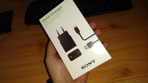 Sony Quick charger UCH 10
