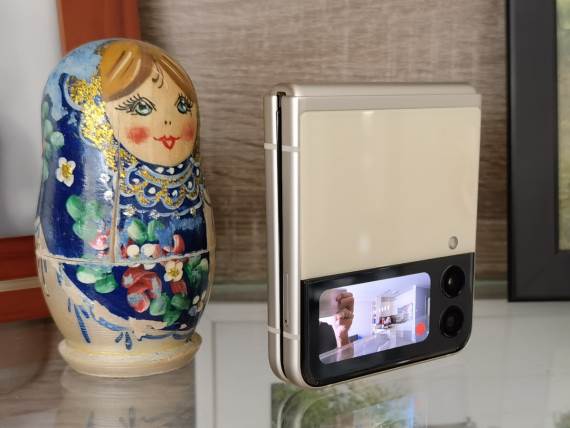 Samsung Galaxy Z Flip3 test i opis telefona